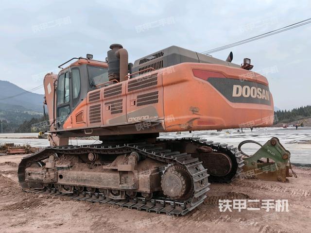 左后45（整機外觀）