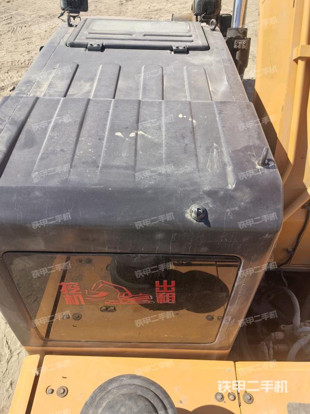 駕駛室頂部（整機(jī)外觀）