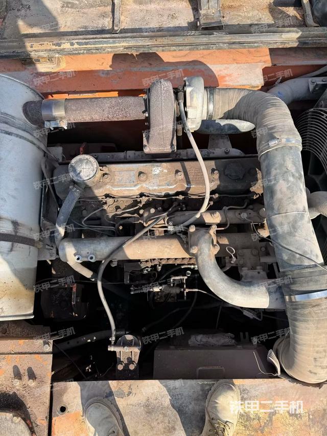 發(fā)動機室(上車部件) 發(fā)動機室(上車部件)