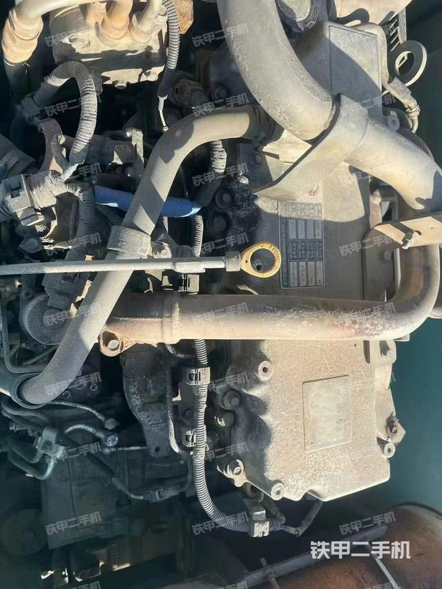 發(fā)動機整體俯視(整機外觀) 發(fā)動機整體俯視(整機外觀)