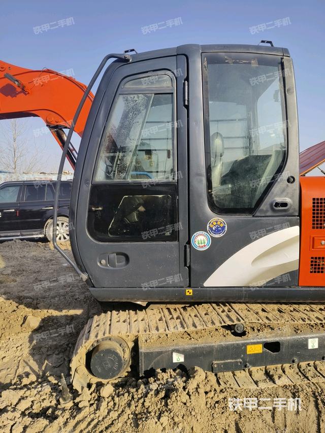 ?駕駛室正側(cè)（駕駛室部分）