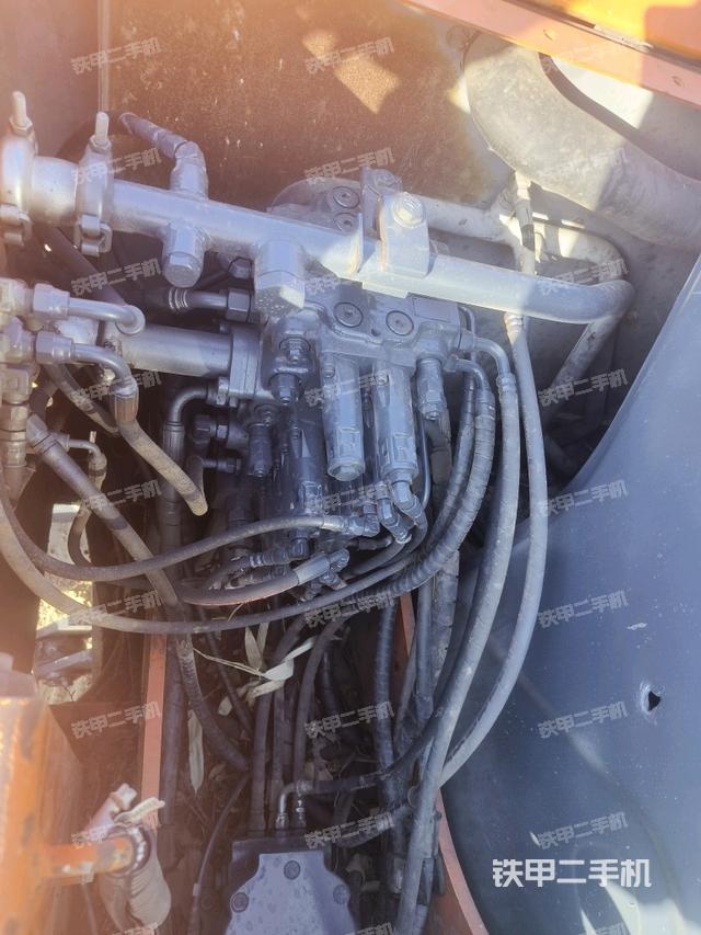 分配閥（上車部件）