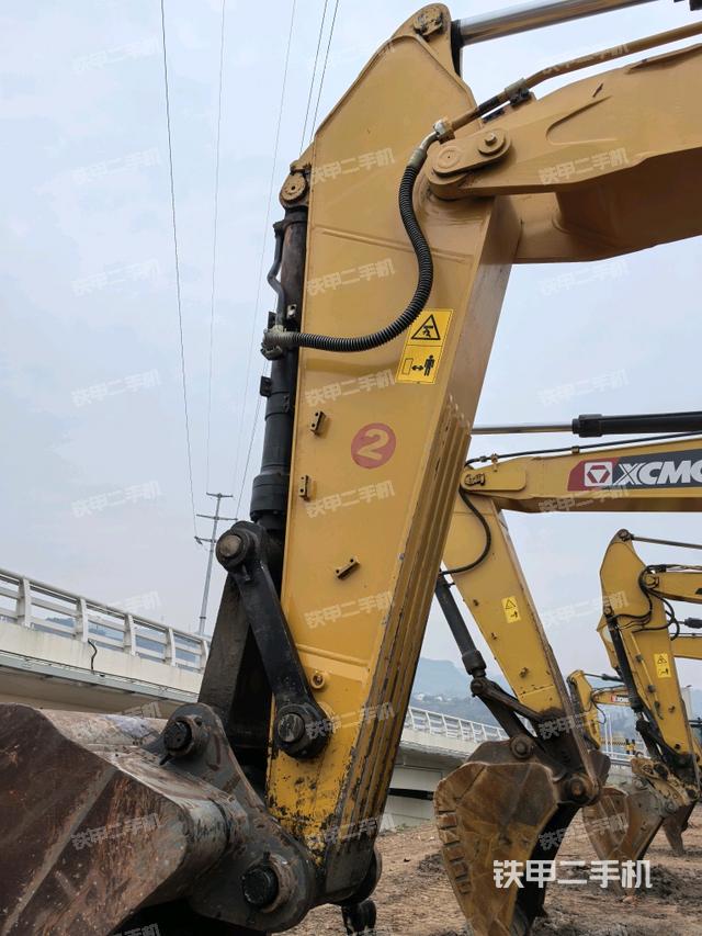 大臂整體?右側(cè)（工作和回轉(zhuǎn)裝置）