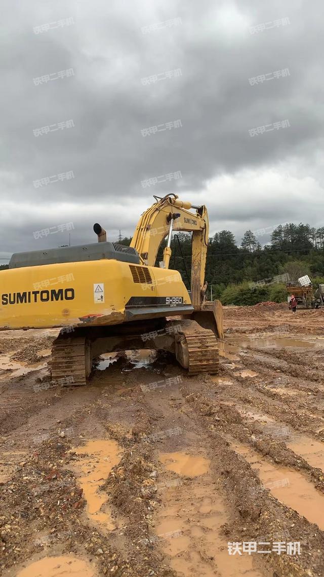 整機(jī)右后45°(整機(jī)外觀) 整機(jī)右后45°(整機(jī)外觀)