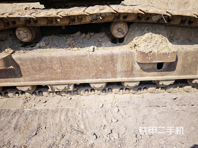 右側(cè)履帶整體（行走機構(gòu)）