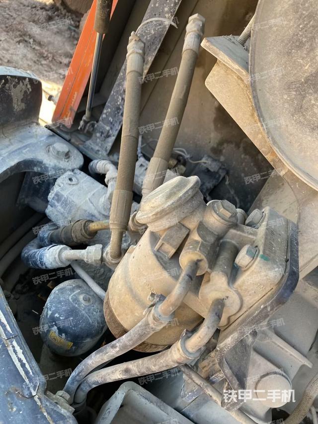 液压泵室（大件舱室）