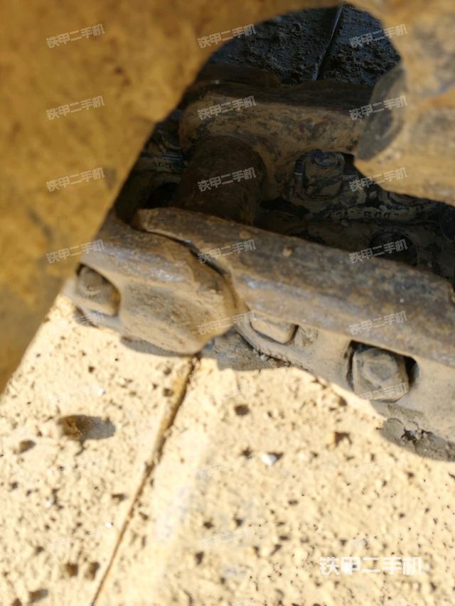 右側(cè)履帶整體（行走機(jī)構(gòu)）