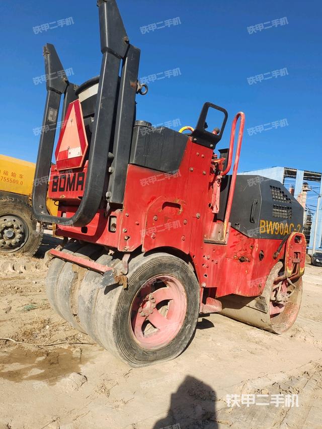 右后45°（壓路機整機外觀）