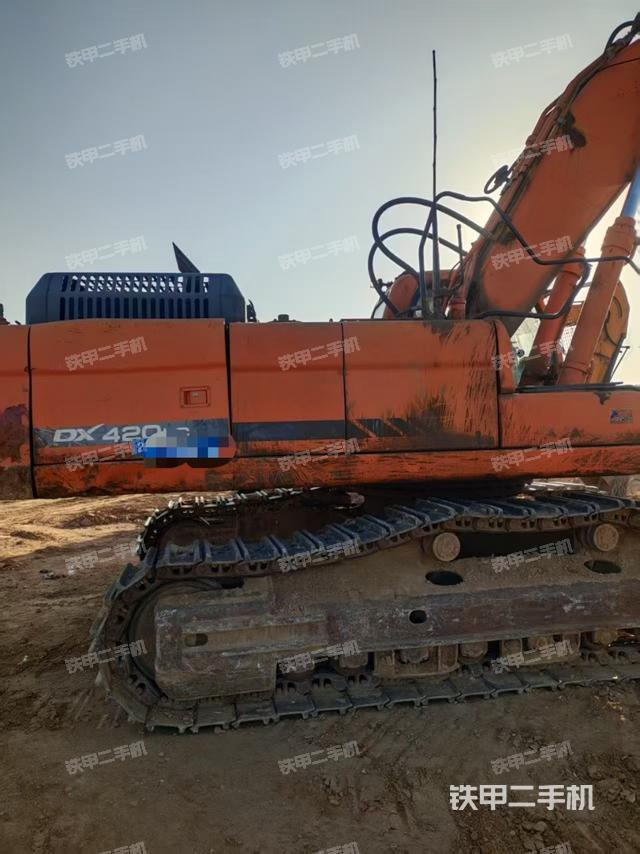 整機(jī)右后45°(整機(jī)外觀) 整機(jī)右后45°(整機(jī)外觀)