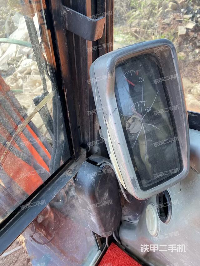 显示屏 （驾驶室部分）