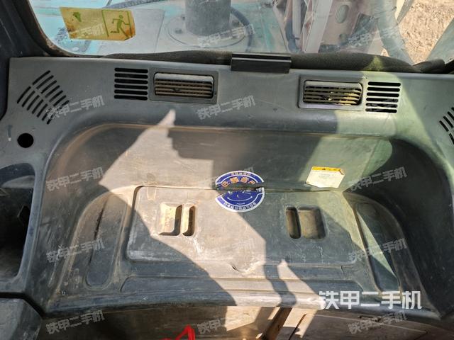 座椅后部（駕駛室部分）