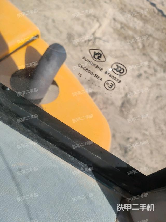 后窗玻璃角標(biāo)(駕駛室部分) 后窗玻璃角標(biāo)(駕駛室部分)