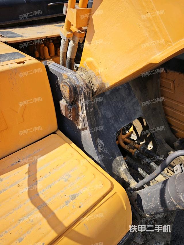 大臂根部?斜視（工作和回轉(zhuǎn)裝置）