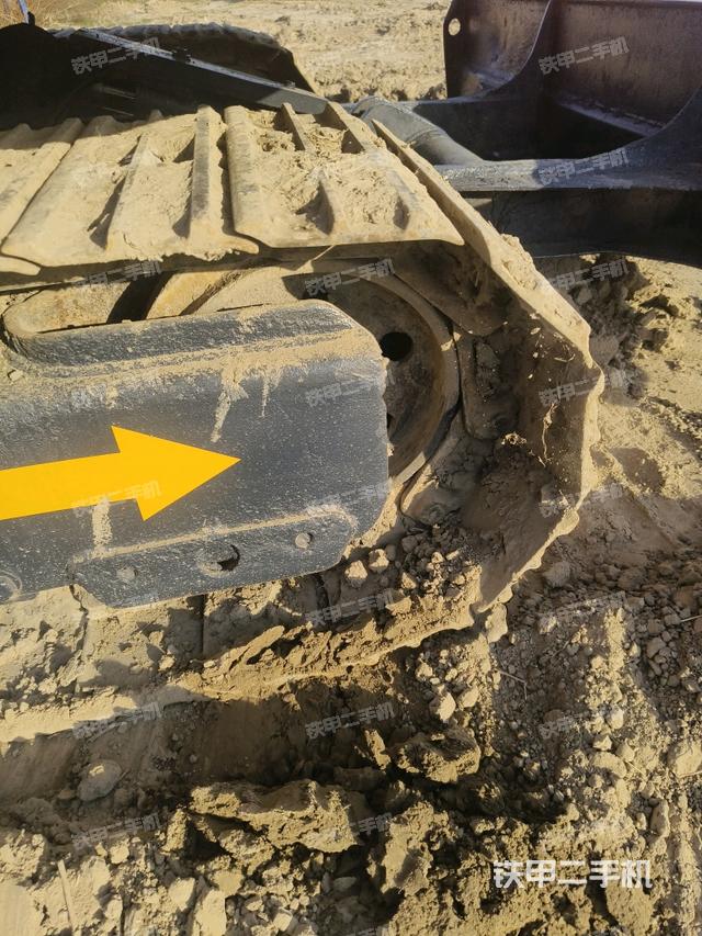 左導(dǎo)向輪（行走機(jī)構(gòu)）