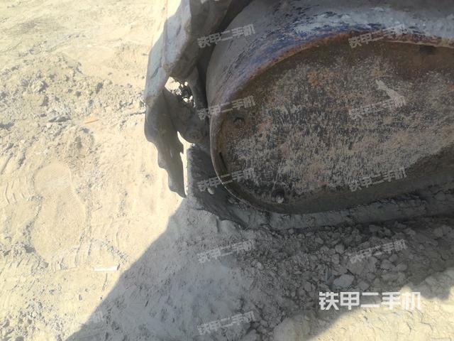 左側(cè)行走馬達(dá)蓋板(行走機(jī)構(gòu)) 左側(cè)行走馬達(dá)蓋板(行走機(jī)構(gòu))