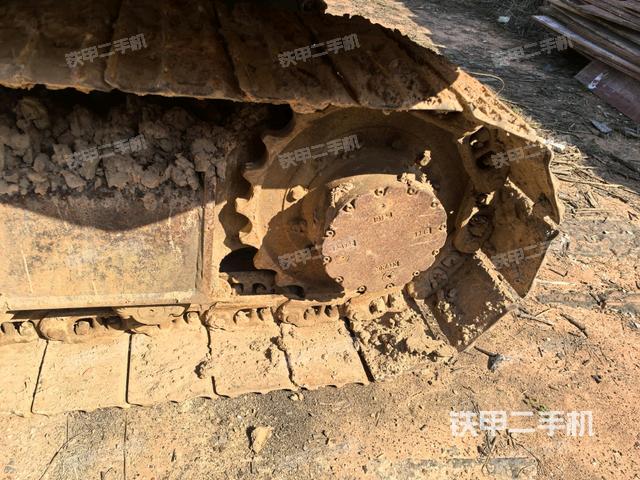 右驅(qū)動輪(行走機構(gòu)) 右驅(qū)動輪(行走機構(gòu))