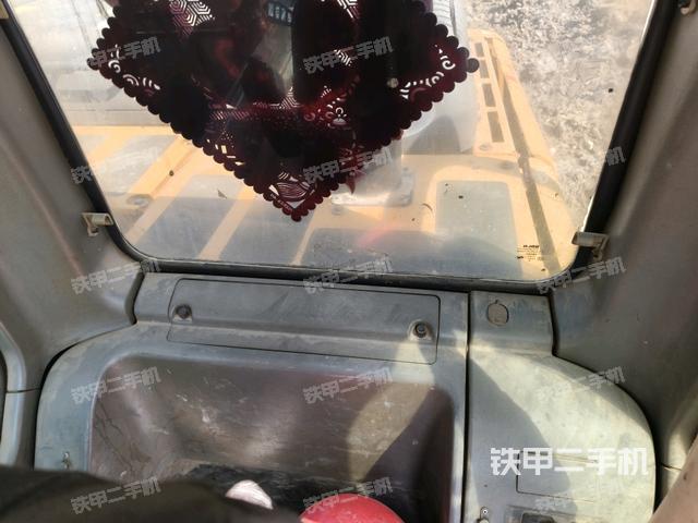 座椅后部（駕駛室部分）