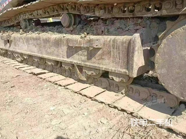 单侧履带整体（整机外观）