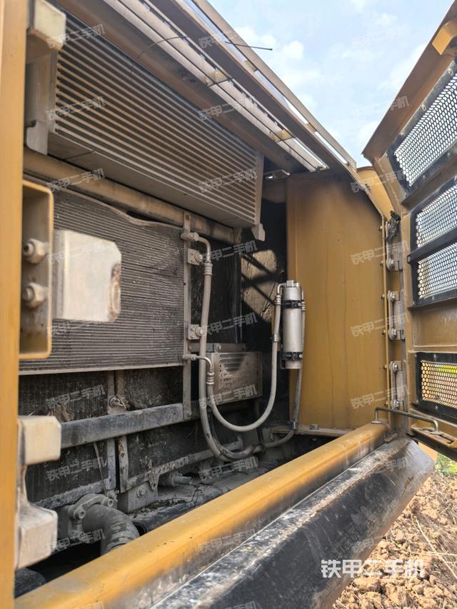 散熱器正面（大件艙室）