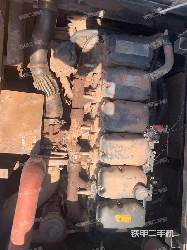 发动机整体俯视（整机外观）