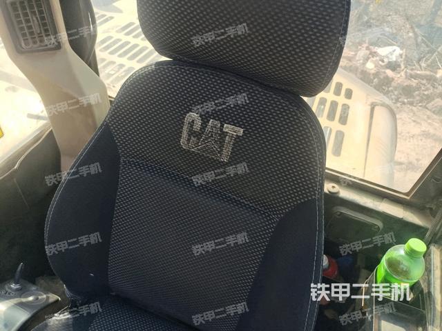 座椅后部(驾驶室部分) 座椅后部(驾驶室部分)