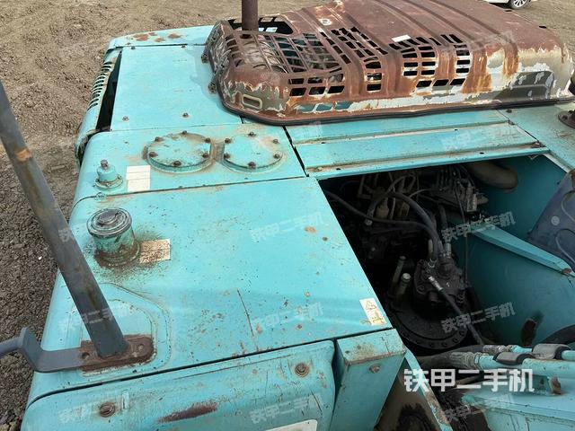 大臂背部俯視（工作和回轉(zhuǎn)裝置）