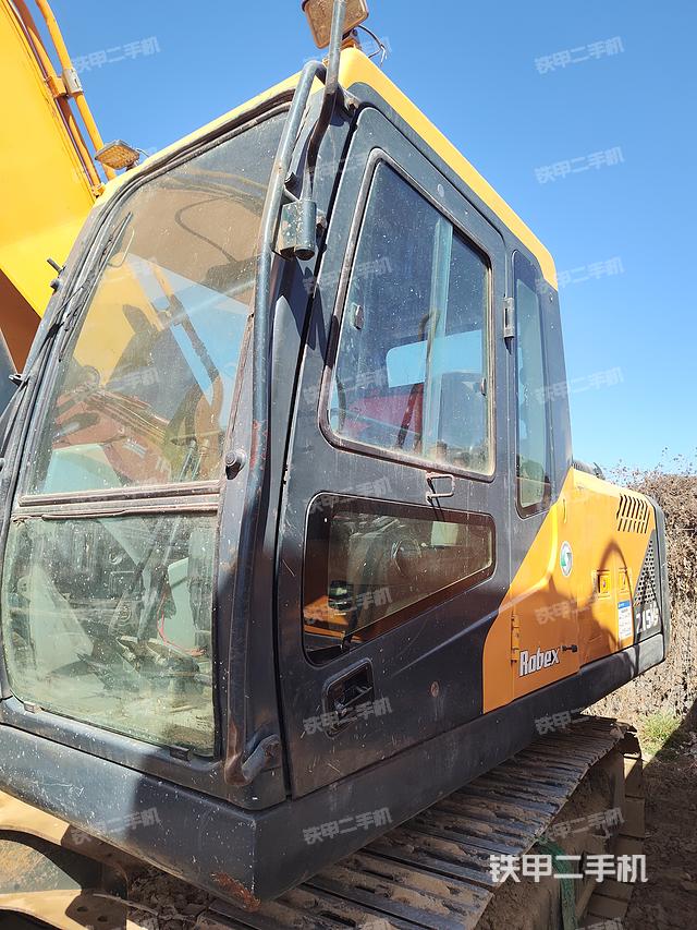 驾驶室整体（整机外观）