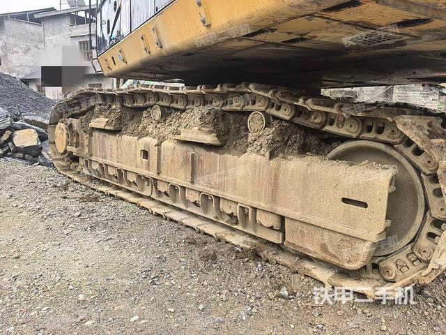 右側(cè)履帶整體（行走機(jī)構(gòu)）