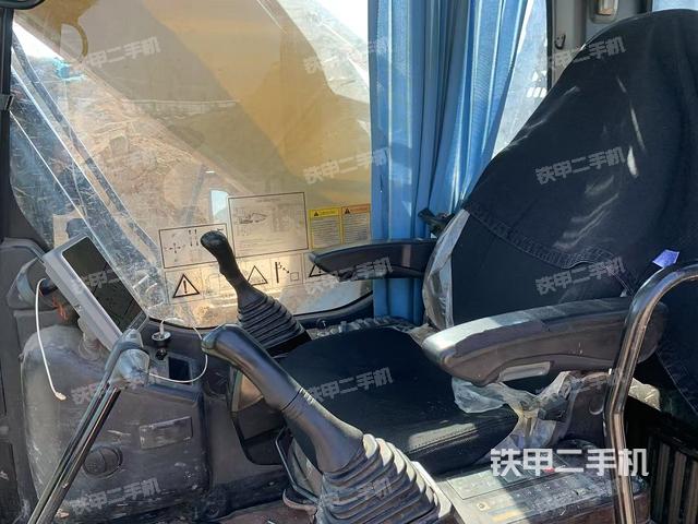 駕駛室整體（整機(jī)外觀）