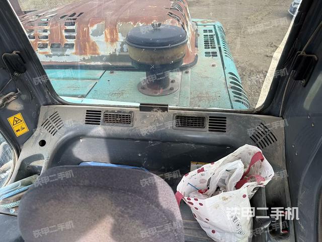 座椅后部（駕駛室部分）