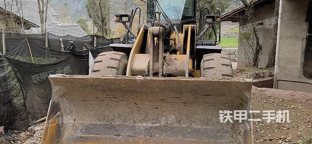 工作裝置整體(整機(jī)外觀及大件) 工作裝置整體(整機(jī)外觀及大件)