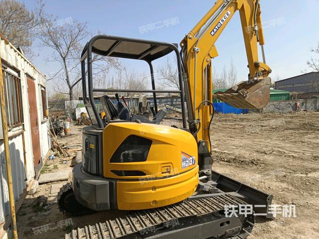 整機(jī)右后45°(整機(jī)外觀) 整機(jī)右后45°(整機(jī)外觀)