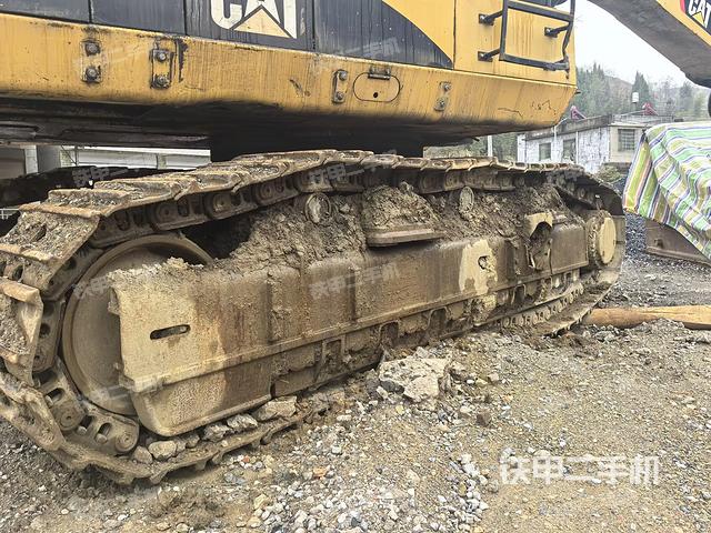 左驅(qū)動(dòng)輪（行走機(jī)構(gòu)）