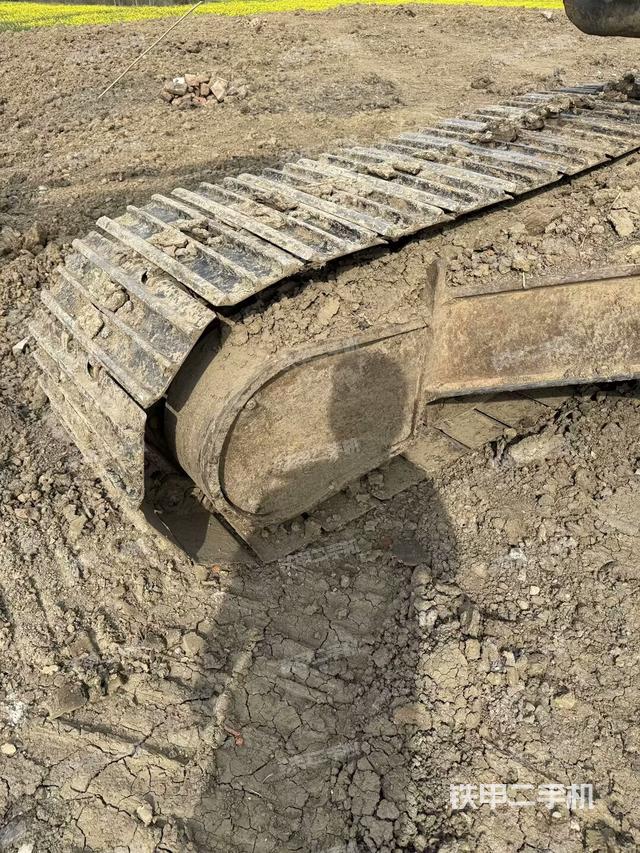 左驅(qū)動(dòng)輪（行走機(jī)構(gòu)）