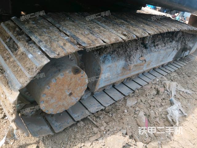 左側(cè)履帶整體?（行走機構(gòu)）