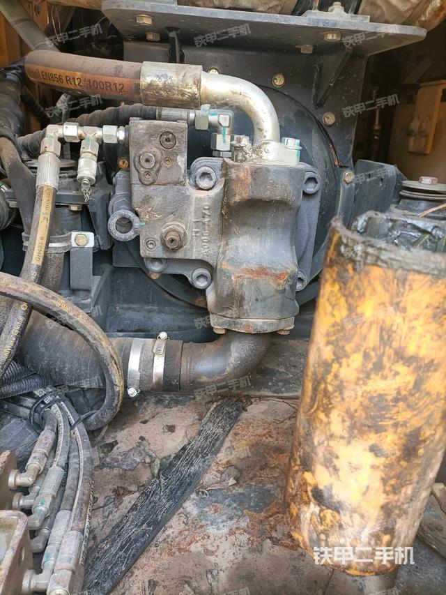 液压泵室（大件舱室）