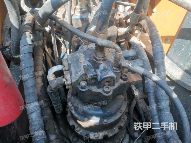 回轉(zhuǎn)馬達（上車部件）