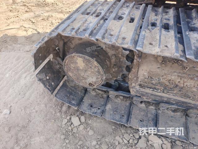 右驱动轮(行走机构) 右驱动轮(行走机构)