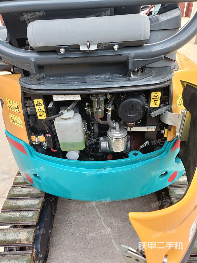 发动机整体俯视（整机外观）