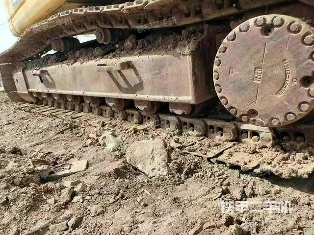 单侧履带整体（整机外观）