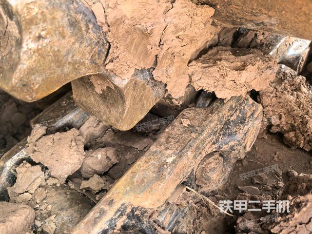 右側(cè)行走馬達(dá)蓋板（行走機(jī)構(gòu)）