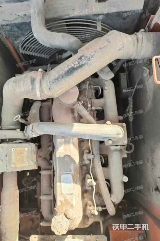 發(fā)動機(jī)整體俯視(整機(jī)外觀) 發(fā)動機(jī)整體俯視(整機(jī)外觀)