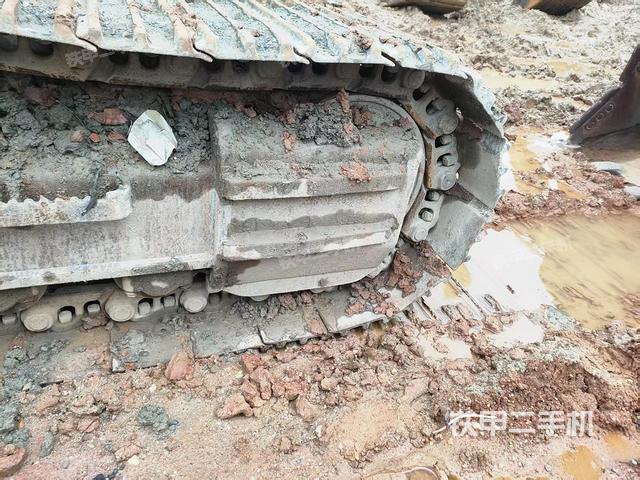 单侧履带整体（整机外观）