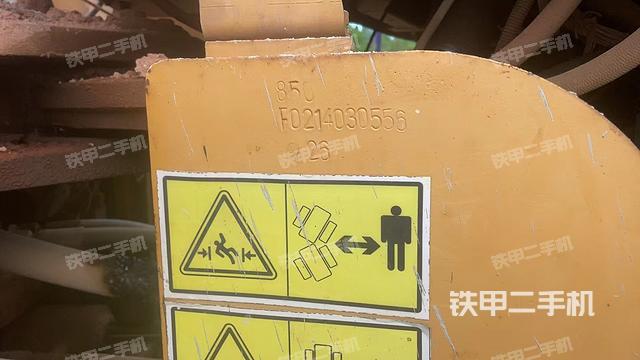 工作裝置整體（整機(jī)外觀及大件）