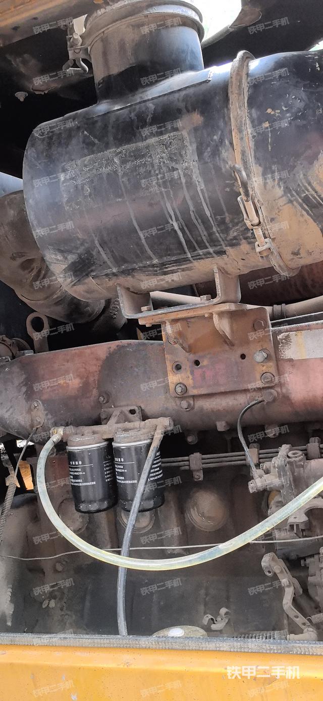 發(fā)動機(jī)右側(cè)(整機(jī)外觀及大件) 發(fā)動機(jī)右側(cè)(整機(jī)外觀及大件)