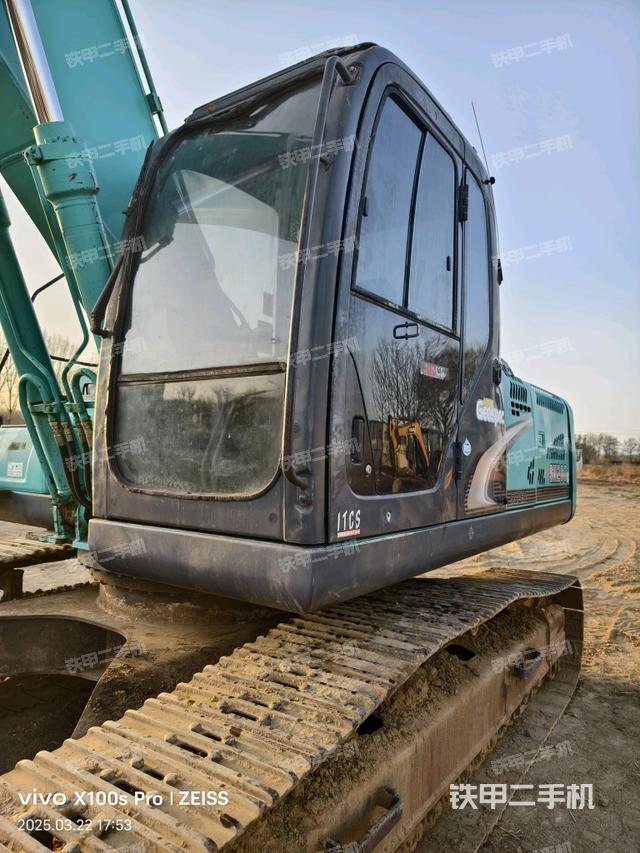 駕駛室整體（整機(jī)外觀）