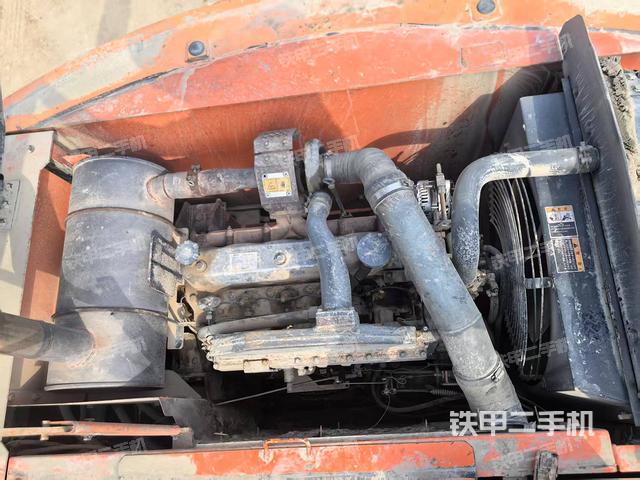 發(fā)動機整體俯視(整機外觀) 發(fā)動機整體俯視(整機外觀)