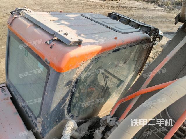 駕駛室頂部俯視(上車部件) 駕駛室頂部俯視(上車部件)