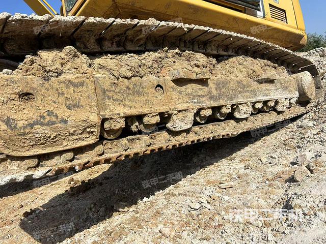 单侧履带整体（整机外观）