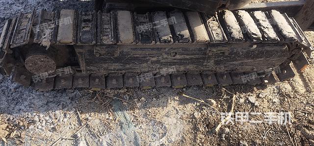 單側(cè)履帶整體（整機(jī)外觀）